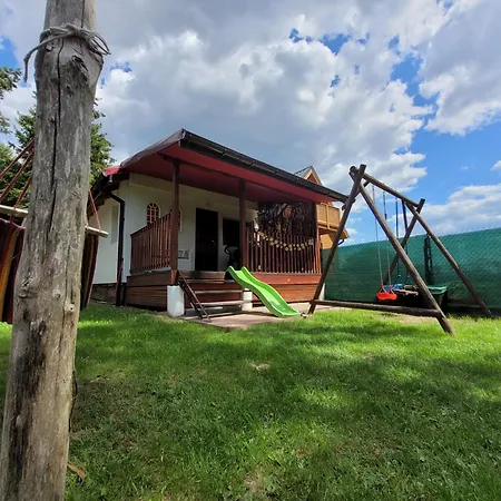 Nad Jeziorem Przy Lini Brzegowej Gorowychy, Pomorze * Gorowychy